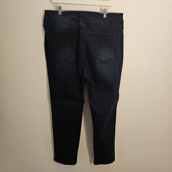 NWT Size 20 Dark Wash Jeans Bloomchic - Picture 3 of 4